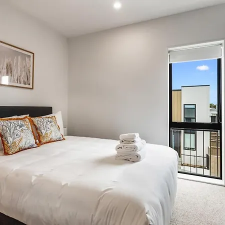 Fresh & Sleek Grey Lynn Unit With Private Patio Apartment Auckland Exterior photo