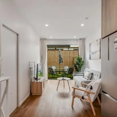 Fresh & Sleek Grey Lynn Unit With Private Patio Apartment Auckland Exterior photo